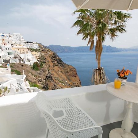 Vogue Suites Иа Екстериор снимка