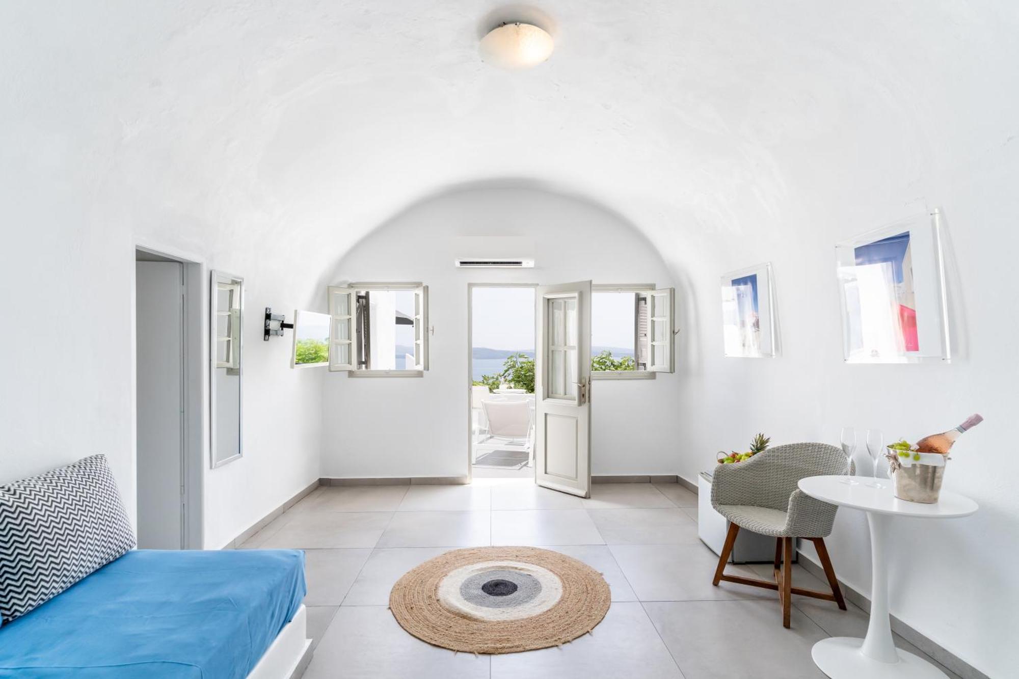 Vogue Suites Иа Екстериор снимка